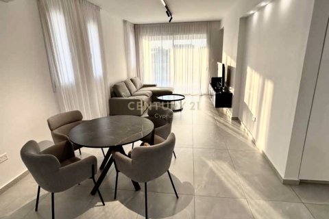 2 chambres Appartement à Aradippou, Larnaka, Chypre No. 57169