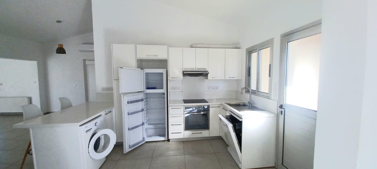 3 bedrooms Bungalow in Paphos, Cyprus No. 57456