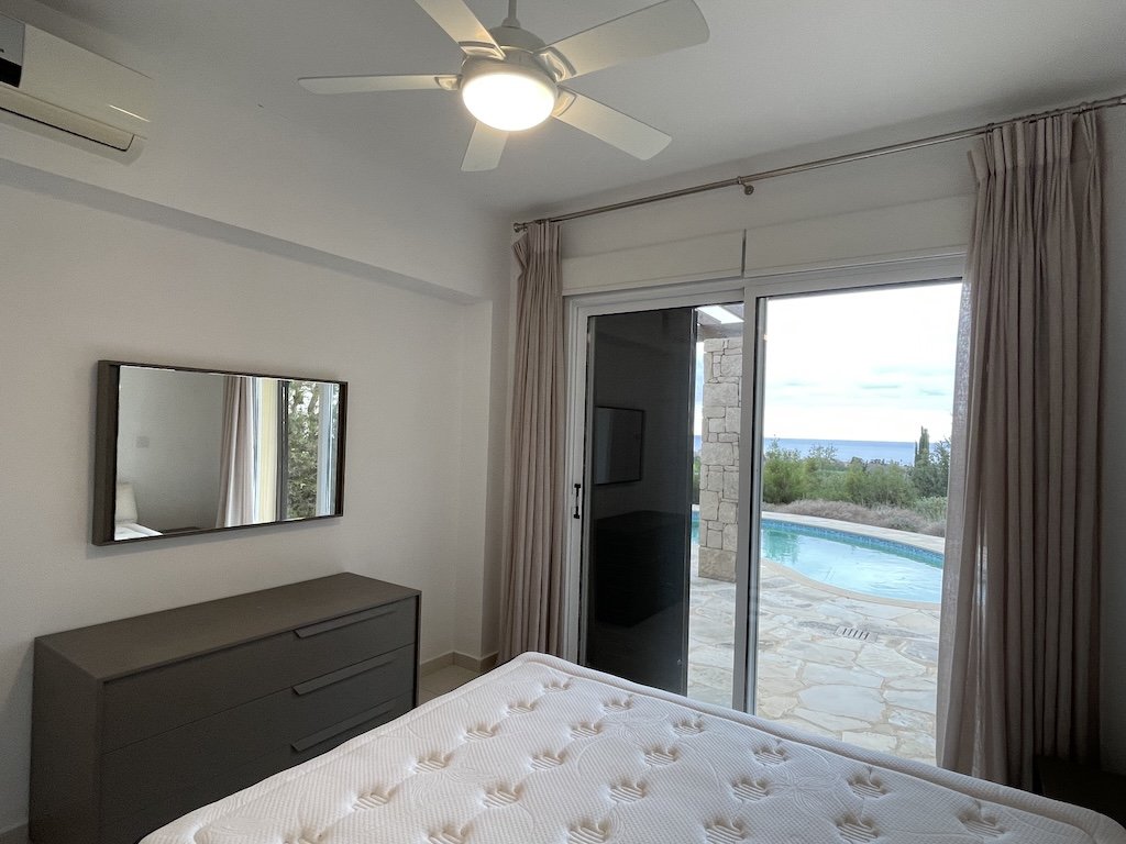 3 bedrooms Bungalow in Chloraka, Paphos, Cyprus No. 57454