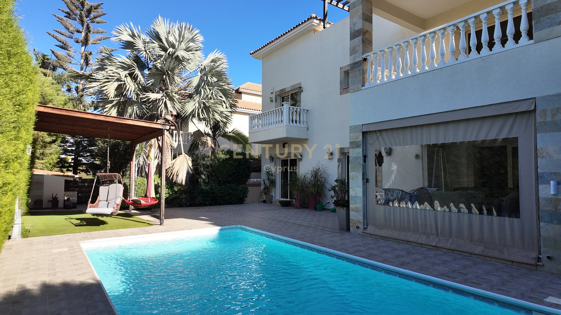 4 bedrooms Villa in Agios Athanasios, Limassol, Cyprus No. 54155