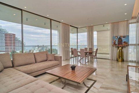 3 bedrooms Penthouse in Germasogeia, Limassol, Cyprus No. 53384
