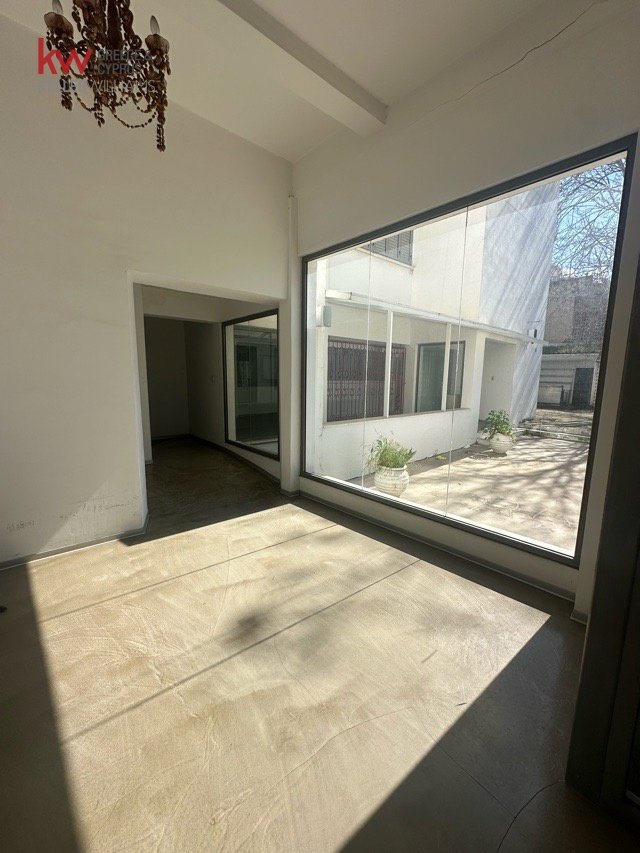 1681m2 Local comercial en Nicosia, Chipre No. 51569