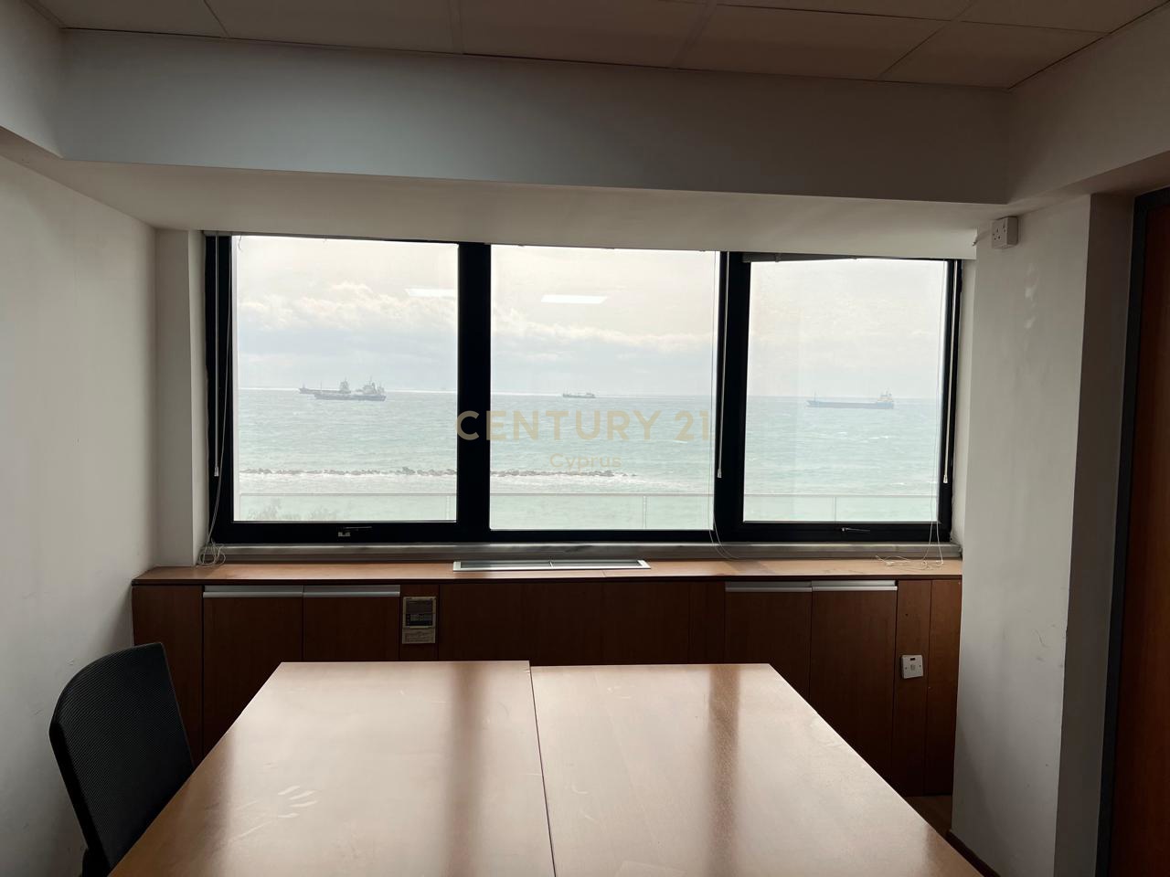 166m2 Oficina en Limassol, Chipre No. 53894