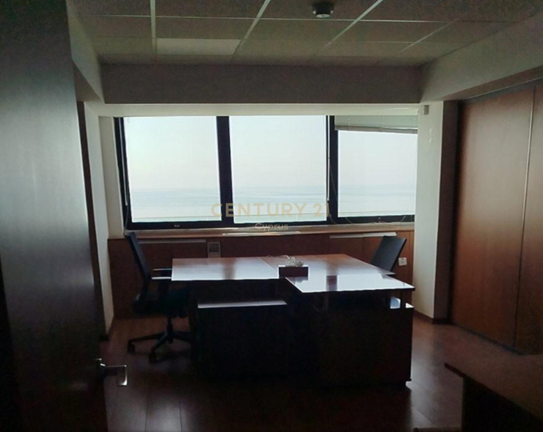 166m2 Oficina en Limassol, Chipre No. 53894