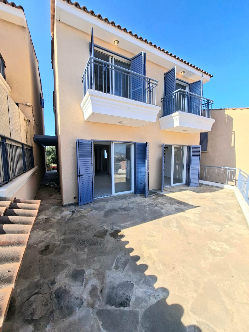 4 bedrooms Villa in Chloraka, Paphos, Cyprus No. 54806