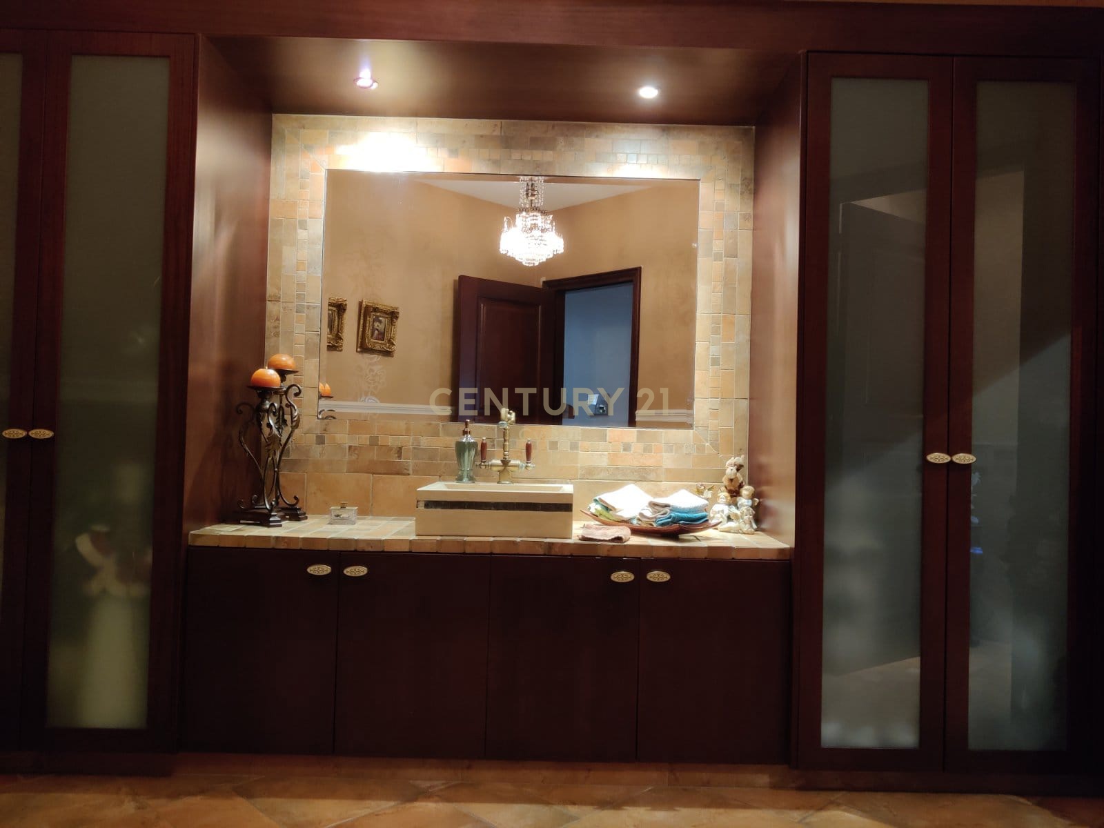 5 chambres Villa à Ypsonas, Limassol, Chypre No. 54057