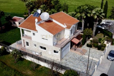 5 dormitorios Villa en Kiti, Larnaka, Chipre No. 54205