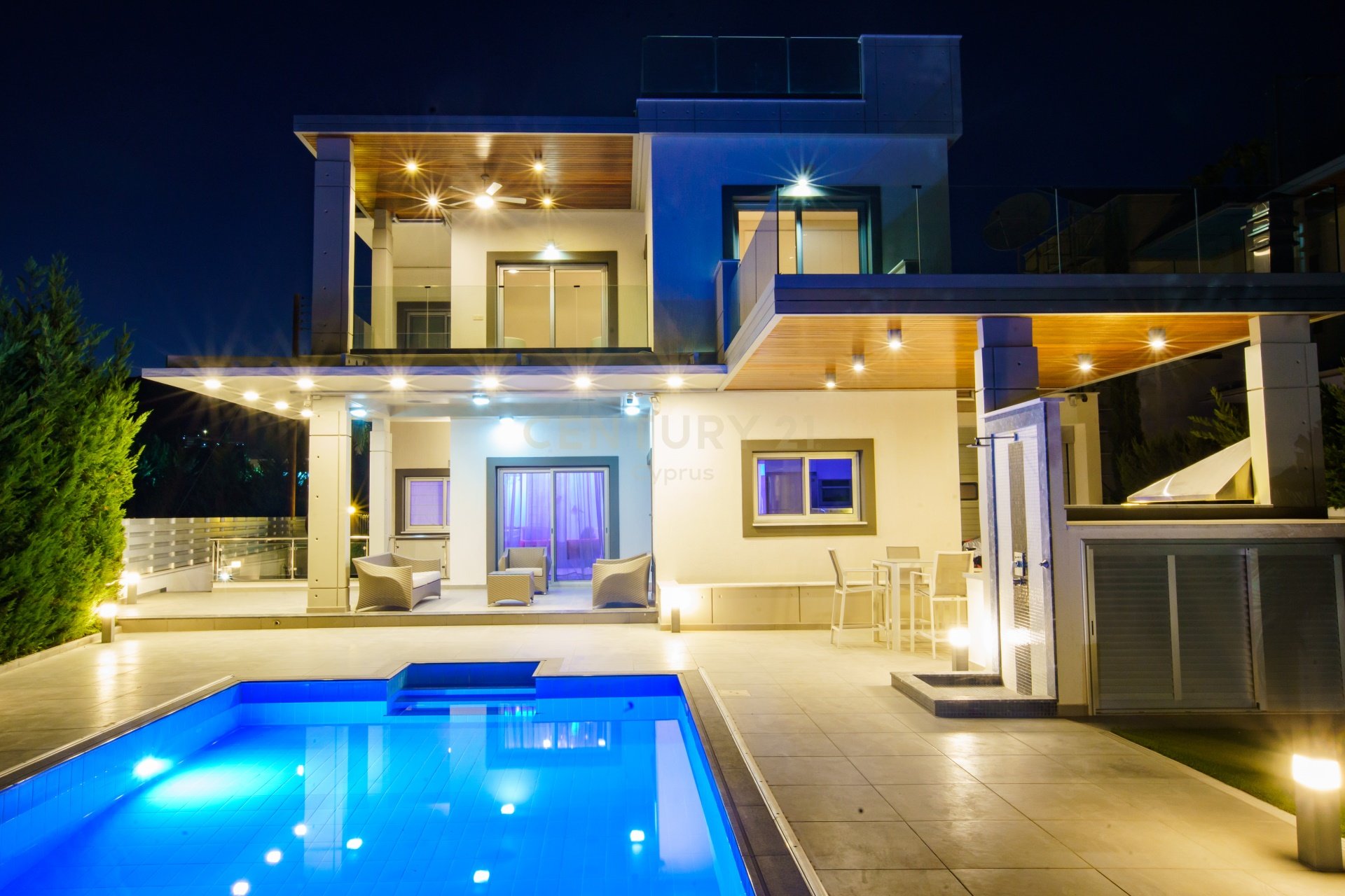 4 bedrooms Villa in Agios Tychonas, Limassol, Cyprus No. 53647