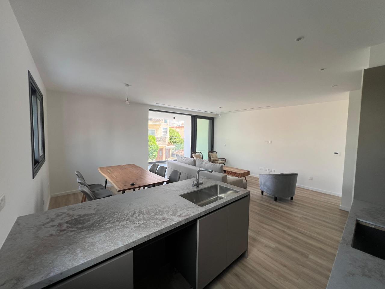 99m2 Apartment in Agios Nikolaos, Paphos, Cyprus No. 37194