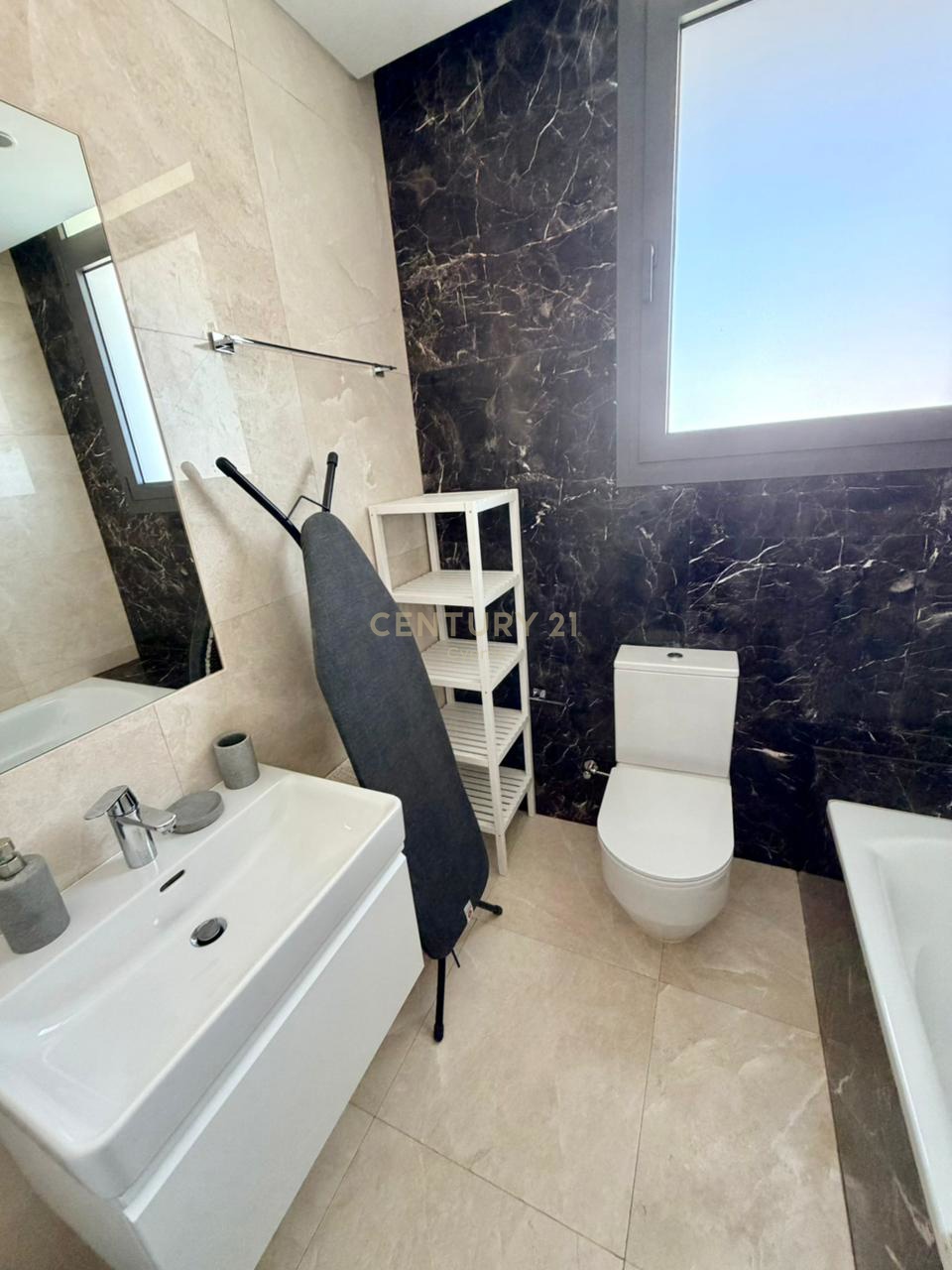 1 bedroom Apartment in Germasogeia, Limassol, Cyprus No. 57542