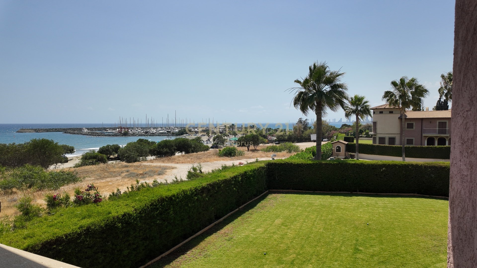 6 bedrooms Villa in Agios Tychonas, Limassol, Cyprus No. 53753