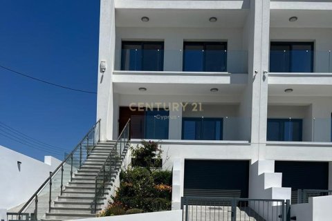 4 bedrooms Villa in Agios Tychonas, Limassol, Cyprus No. 55305