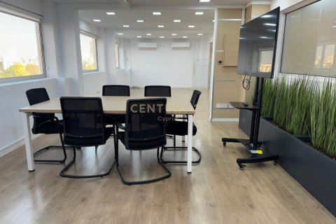 200m2 Office in Limassol, Cyprus No. 54234