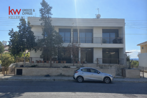 452m2 Local comercial en Aglandjia, Nicosia, Chipre No. 51814