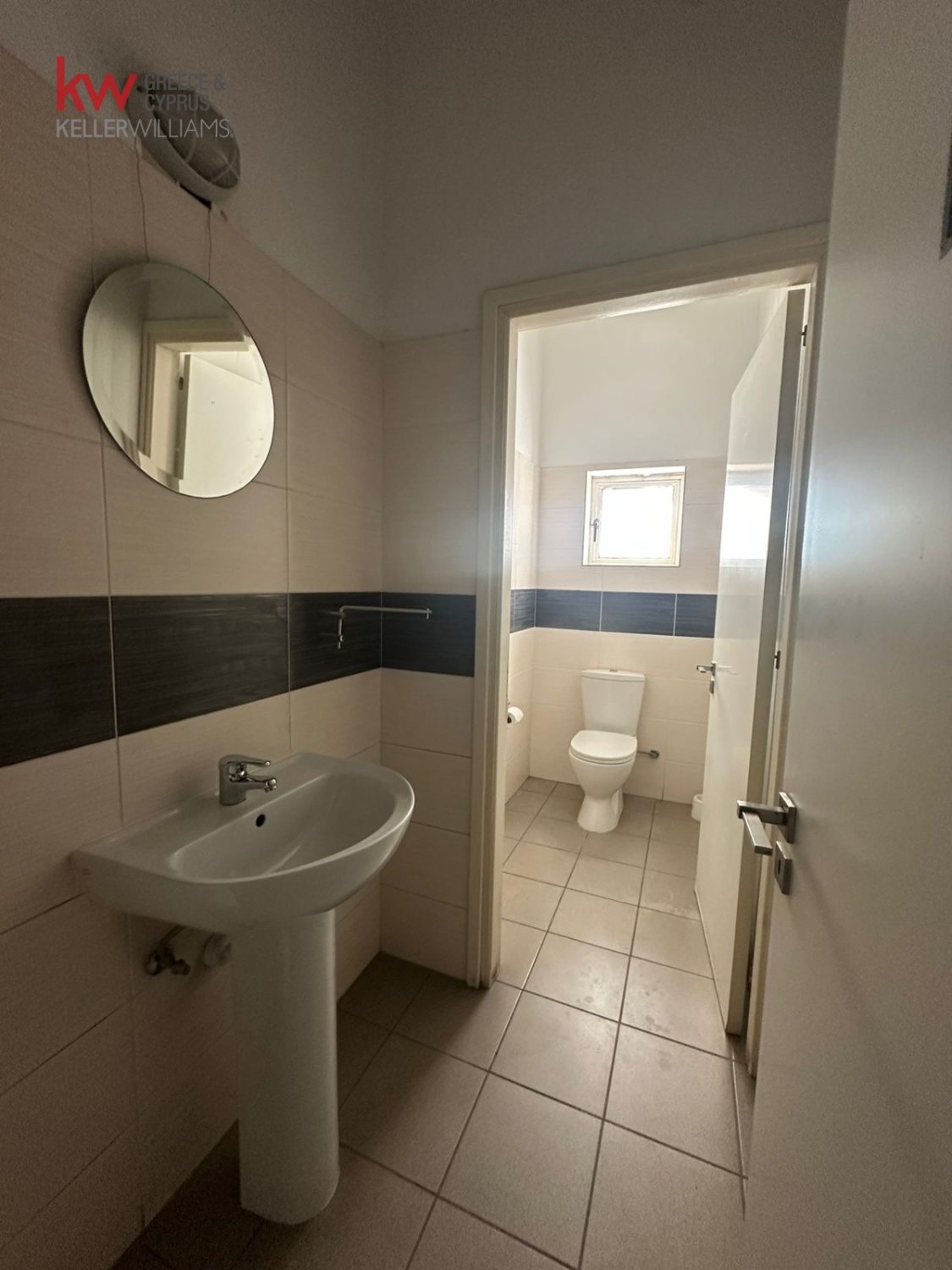 6 habitaciones Almacén en Larnaka, Chipre No. 40271