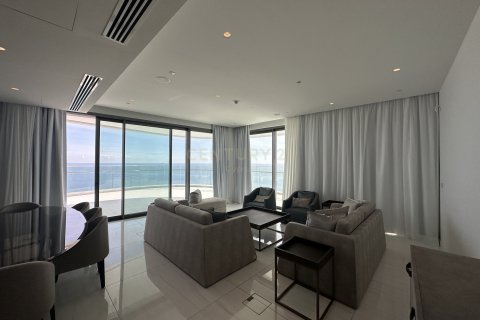 4 bedrooms Apartment in Germasogeia, Limassol, Cyprus No. 56132