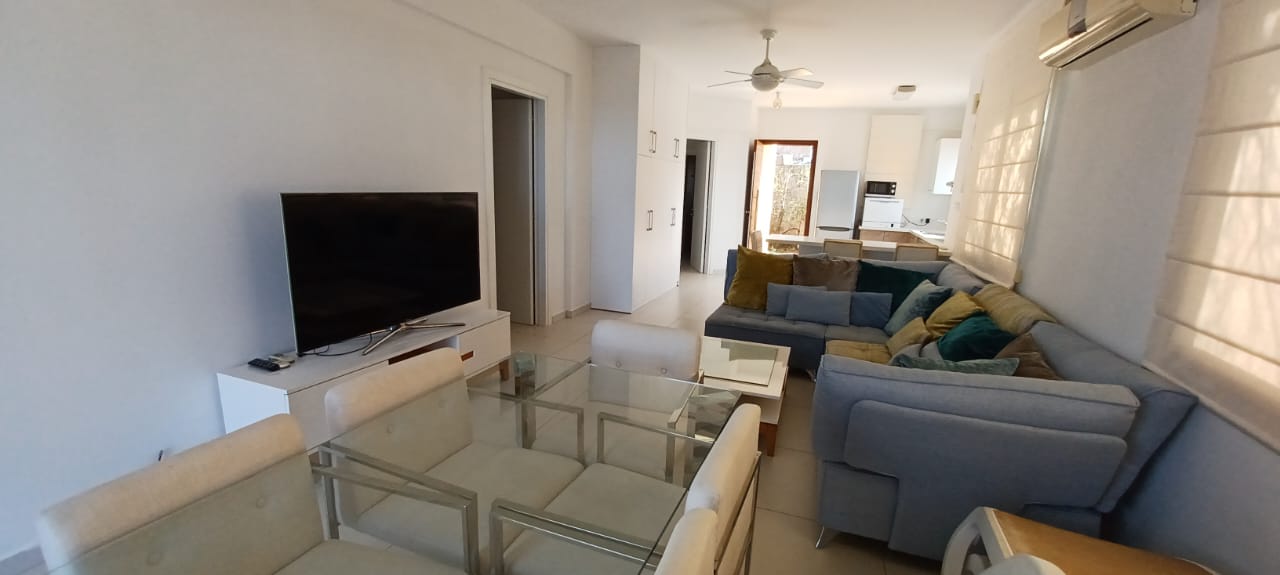 3 bedrooms Bungalow in Chloraka, Paphos, Cyprus No. 57454
