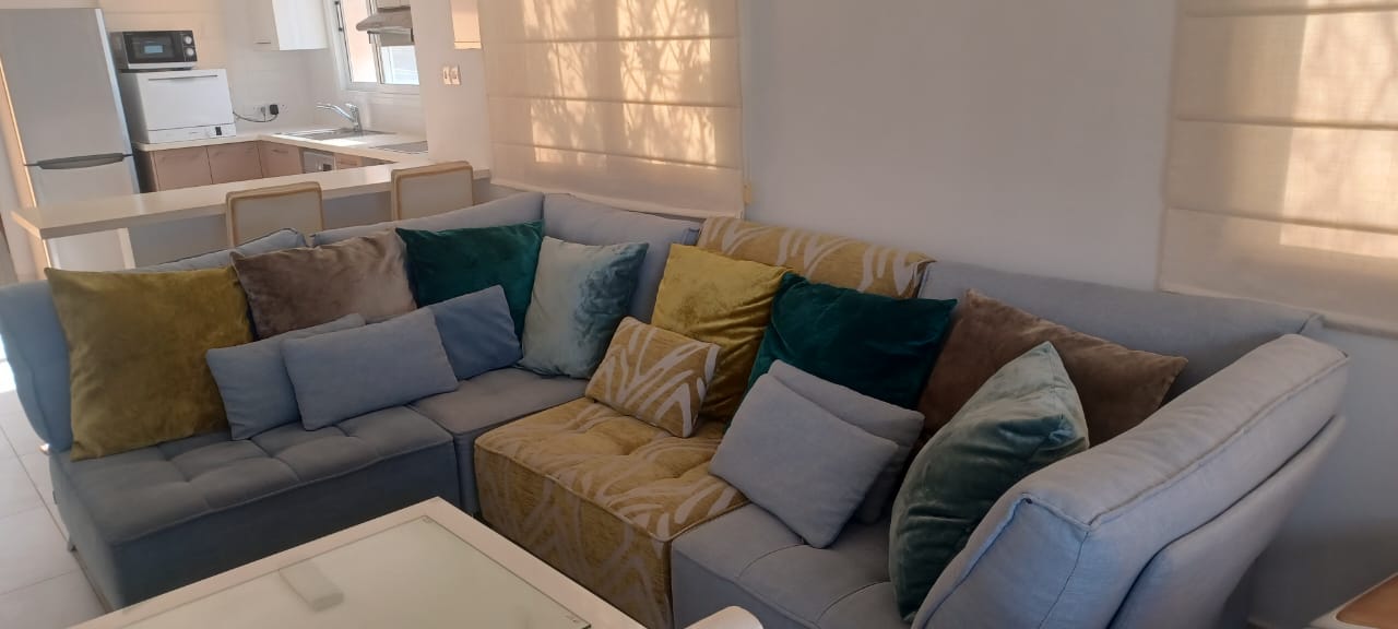 3 bedrooms Bungalow in Chloraka, Paphos, Cyprus No. 57454