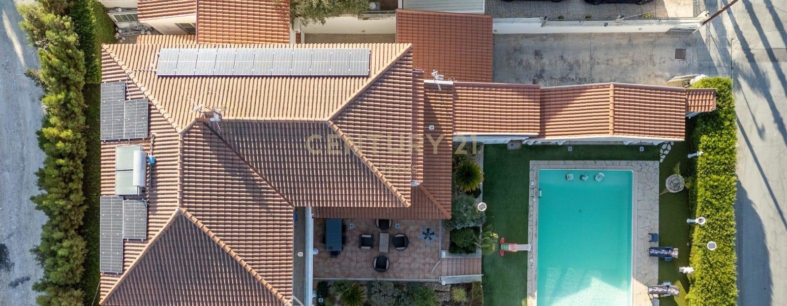 6 bedrooms Villa in Germasogeia, Limassol, Cyprus No. 53766