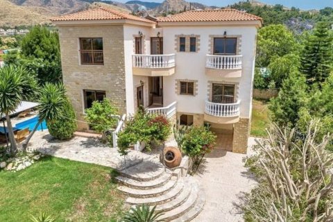 5 dormitorios Villa en Argaka, Paphos, Chipre No. 57471