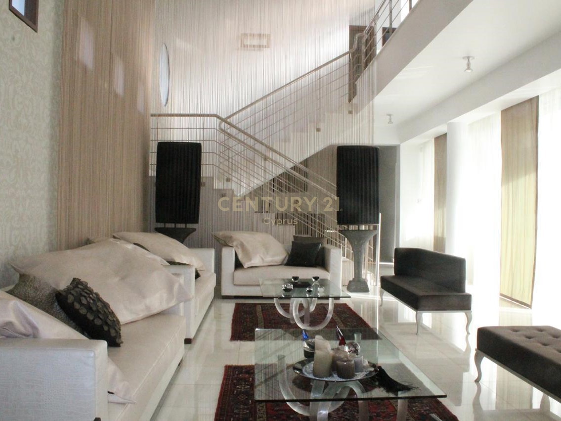 5 bedrooms Villa in Paphos, Cyprus No. 54288