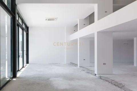 479m2 Boutique à Germasogeia, Limassol, Chypre No. 53951