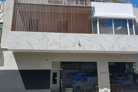 175m2 Oficina en Limassol, Chipre No. 54026