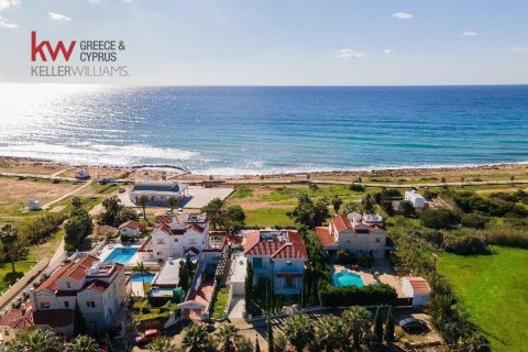 4 bedrooms Villa in Ayia Napa, Ammochostos, Cyprus No. 40270