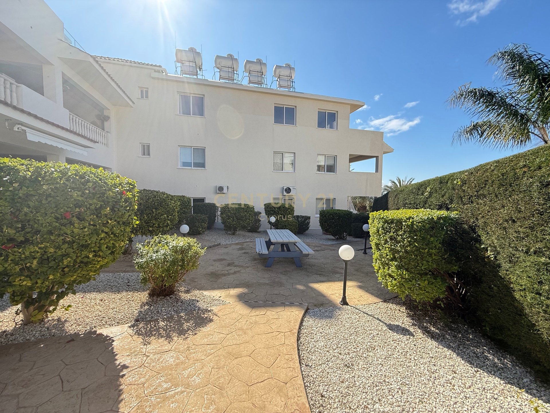 3 dormitorios Apartamento en Kissonerga, Paphos, Chipre No. 54046
