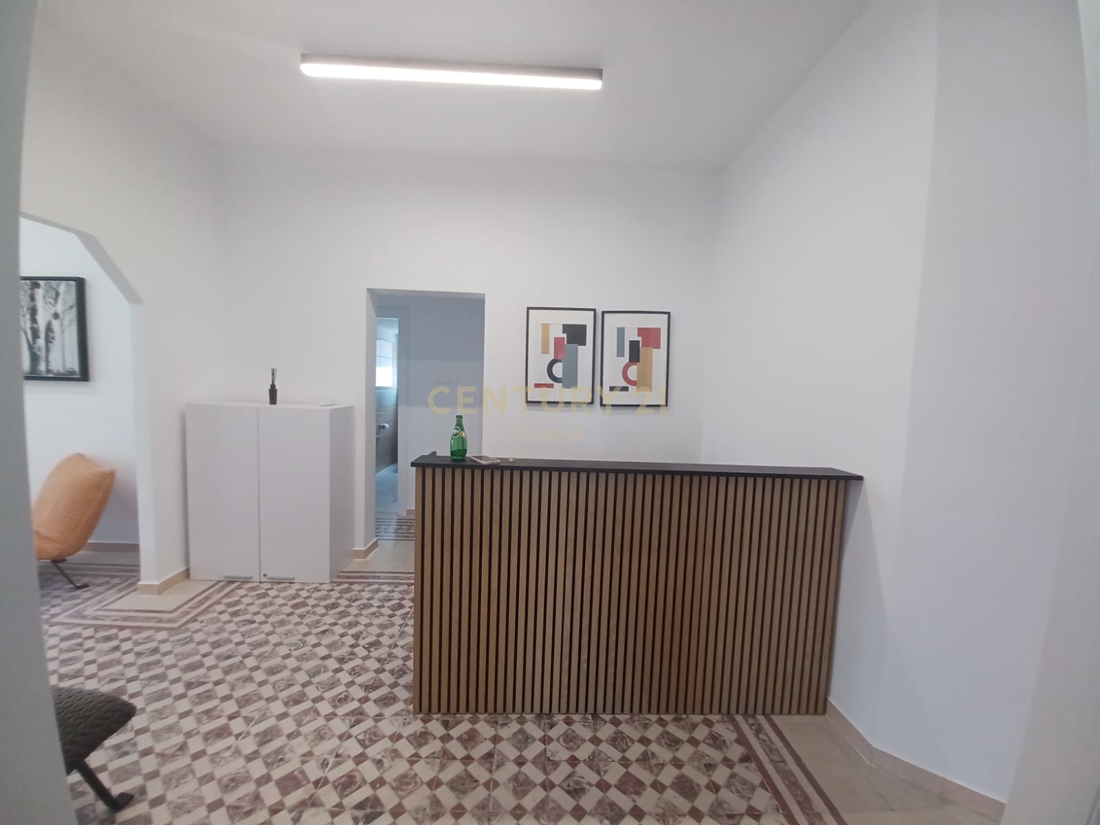 Офис 90м2 в Лимассол, Лимасол, Кипр № 57534