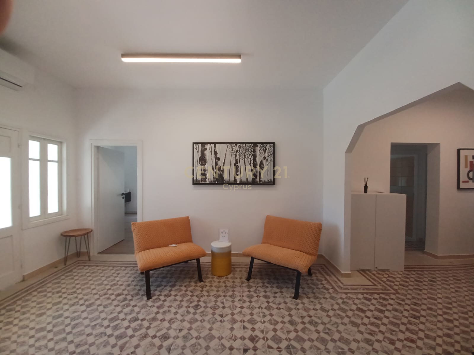 Офис 90м2 в Лимассол, Лимасол, Кипр № 57534