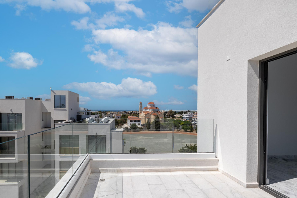 2 dormitorios Apartamento en Paphos, Chipre No. 57474
