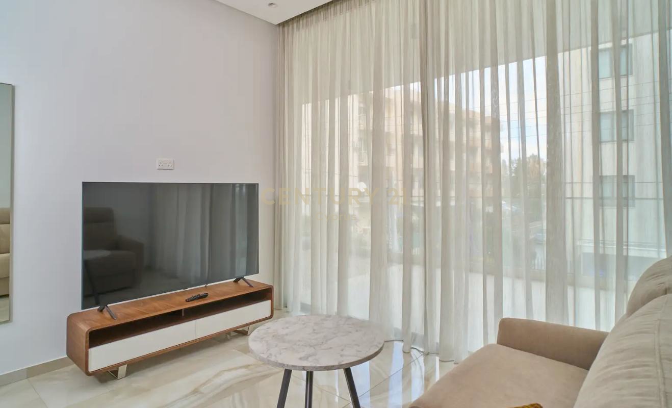 1 bedroom Apartment in Germasogeia, Limassol, Cyprus No. 53994