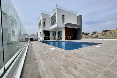 3 bedrooms Villa in Parekklisia, Limassol, Cyprus No. 55259