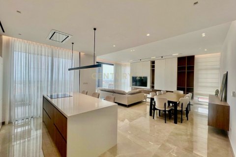 3 bedrooms Apartment in Mesa Geitonia, Limassol, Cyprus No. 53506