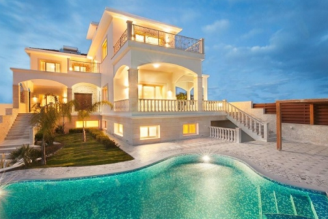 4 chambres Villa à Agios Tychonas, Limassol, Chypre No. 27617
