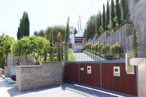 5 bedrooms Villa in Germasogeia, Limassol, Cyprus No. 55716