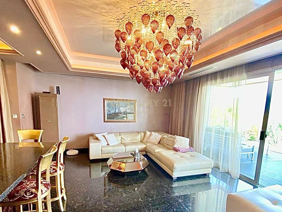 3 bedrooms Apartment in Agios Tychonas, Limassol, Cyprus No. 54145