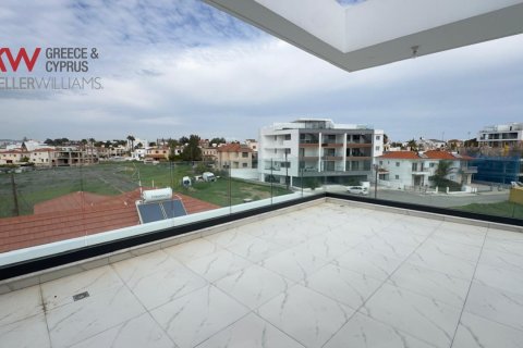 2 bedrooms Apartment in Larnaca, Larnaka, Cyprus No. 39678
