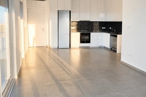3 bedrooms Penthouse in Paphos,  No. 57365 3