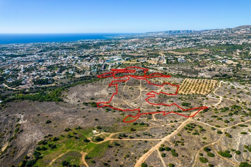 Terreno en Anavargos, Paphos, Chipre No. 57516