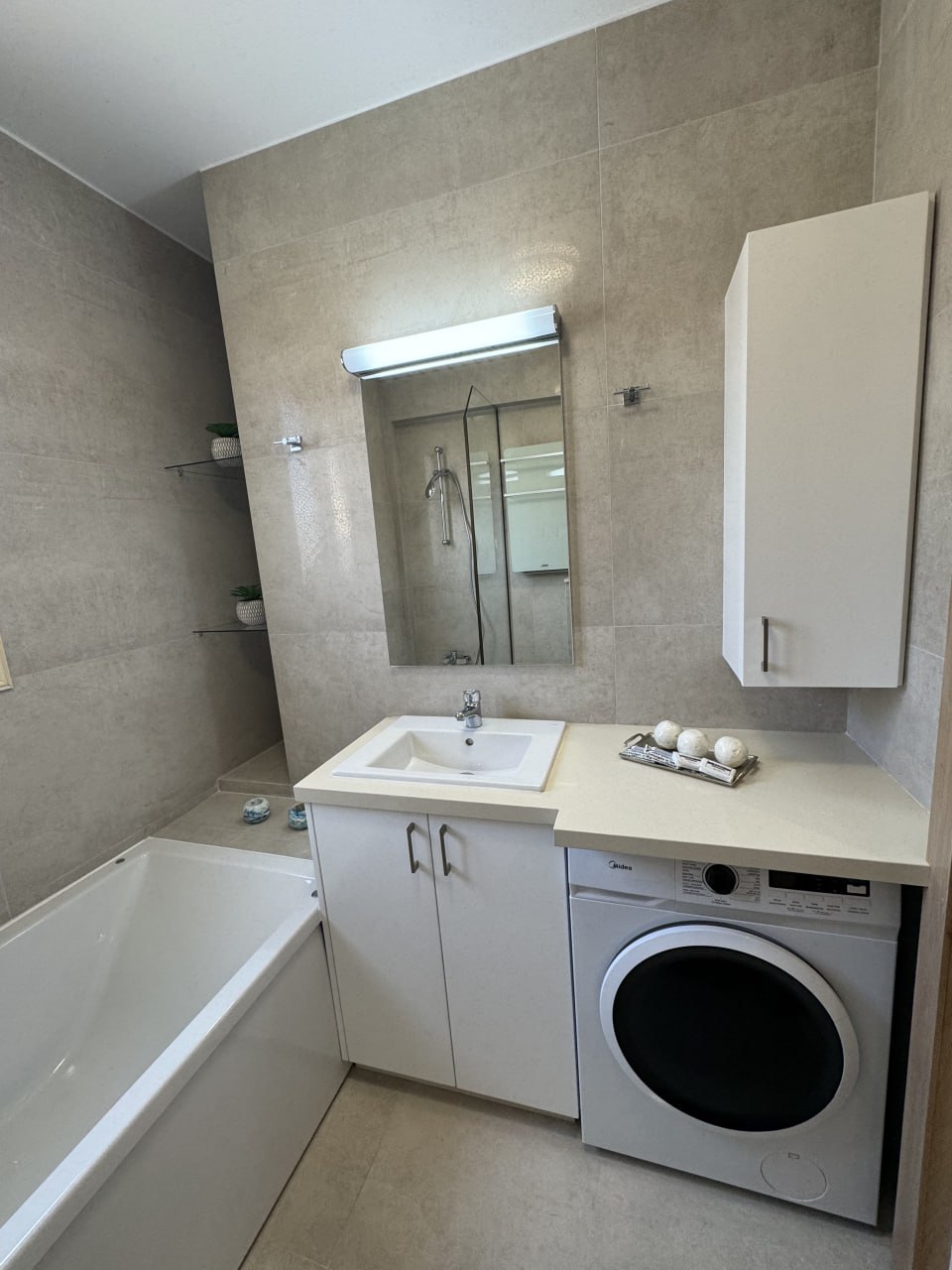 2 bedrooms Apartment in Germasogeia, Limassol, Cyprus No. 37144