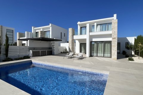 4 chambres Villa à Paphos, Chypre No. 35666