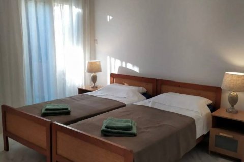 Квартира с 2 спальнями в Хлорака, Пафос, Кипр № 37146 10