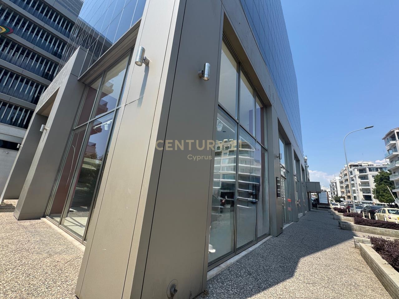 495m2 Boutique à Limassol, Chypre No. 53915