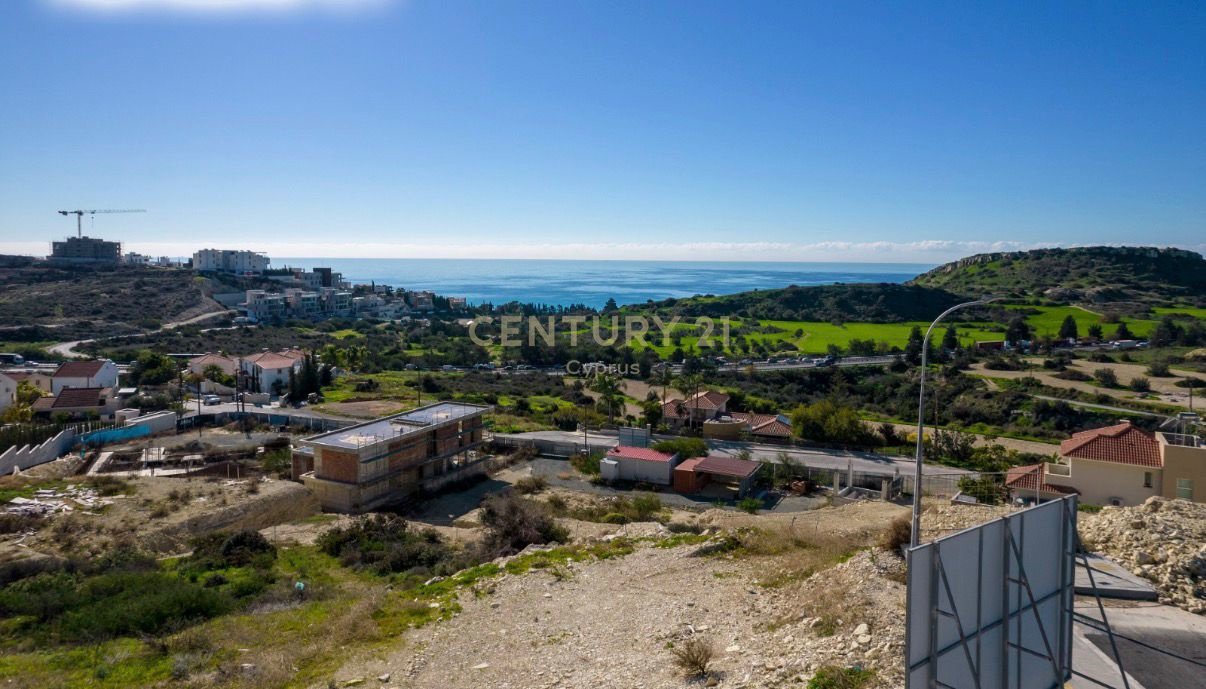 Land in Agios Tychonas, Limassol, Cyprus No. 54016