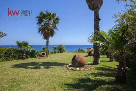 5 bedrooms Villa in Protaras, Ammochostos, Cyprus No. 40268