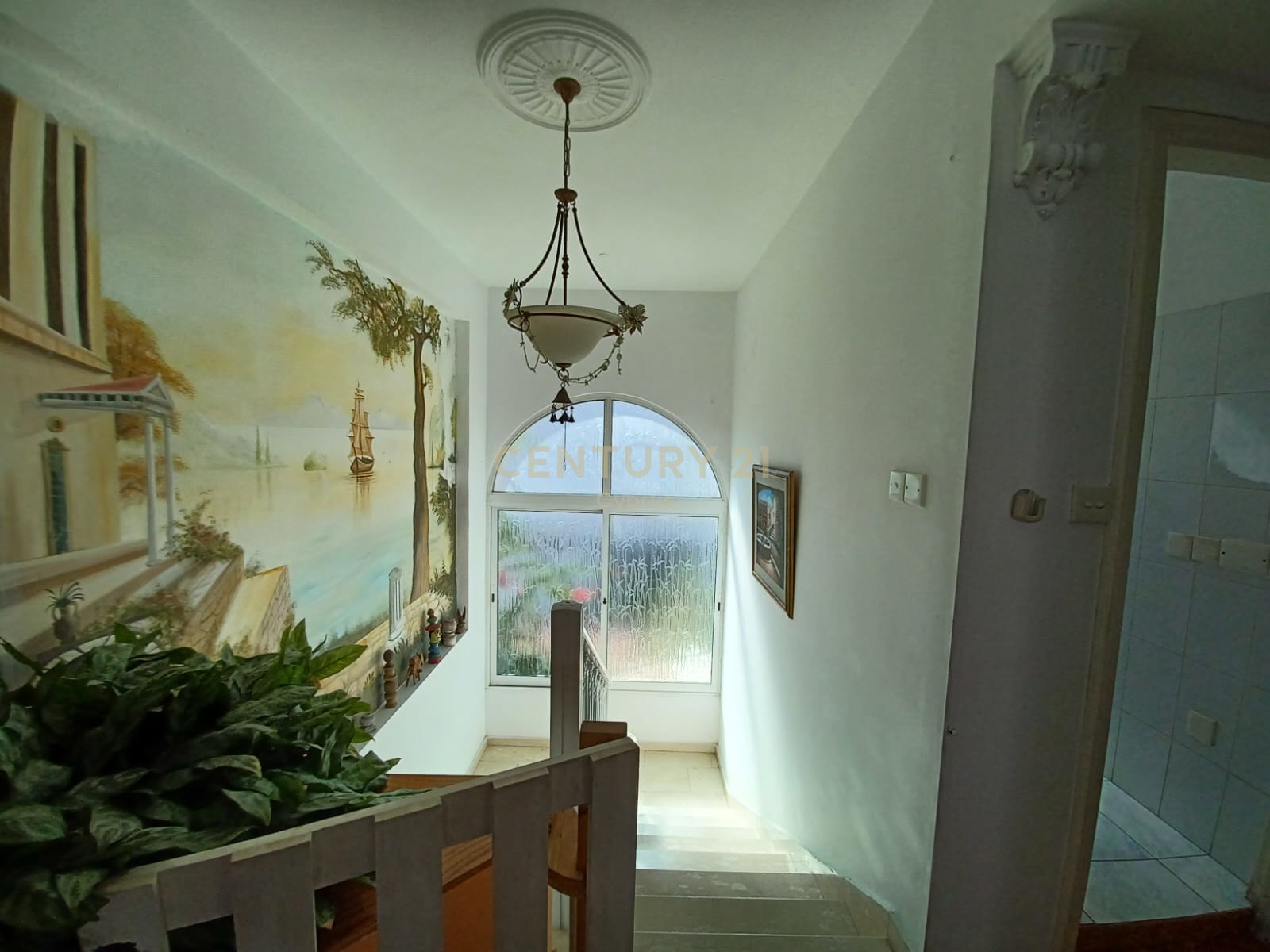 6 bedrooms Villa in Germasogeia, Limassol, Cyprus No. 53901