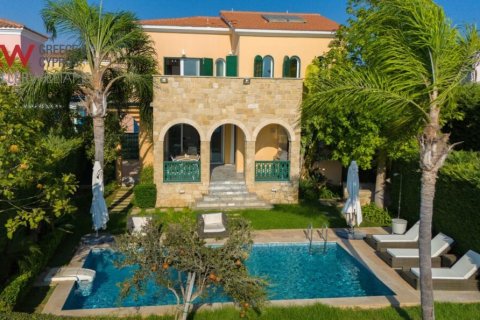 5 bedrooms Villa in Limassol, Cyprus No. 40531