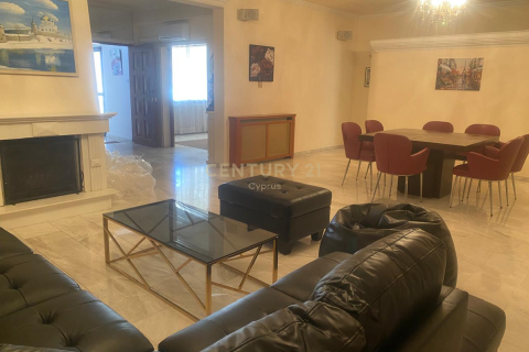 3 bedrooms Villa in Limassol, Cyprus No. 55536